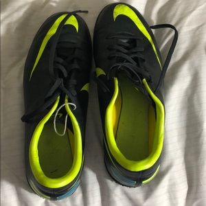 Nike Mercurial VictoryIII Soccer tf youth size 4.5